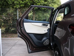 2021400TGI ԄӃTrophyŞ g