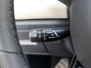 2021400TGI ԄӃTrophyŞ п؅^