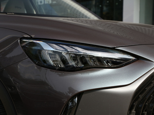 2021300TGI ԄӃTrophy ^