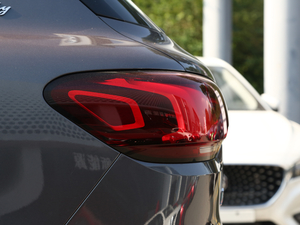 2021300TGI Ԅ(dng)(q)Trophy (x)(ji)^