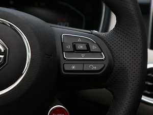 2021300TGI ԄӃTrophy п؅^(q)