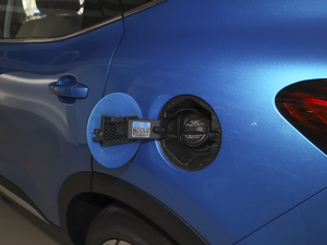 2021300TGI ԄӃȼӺA w