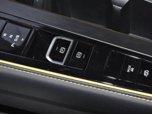 2021Pro 1.5T ԄTrophyA п؅^