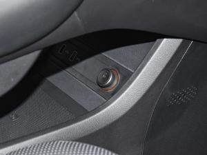 2021Pro 1.5T ԄTrophyA п؅^