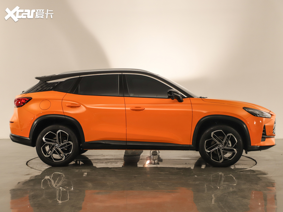 2022MG ONE -\ϵ 1.5T MA