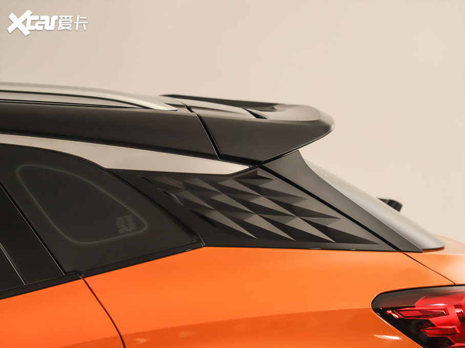 2022MG ONE -\ϵ 1.5T MA