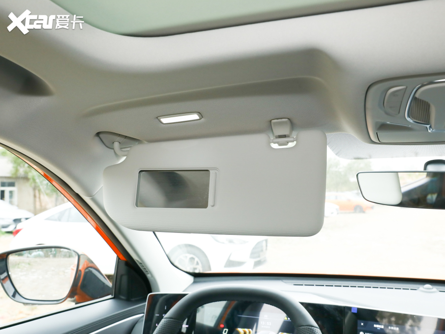 2022MG ONE -\ϵ 1.5T (chung)