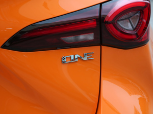 2022-\ϵ 1.5T ˜ʰ ^