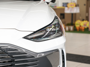 2022-|ϵ 1.5T M1078 ^