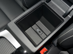 2022-|ϵ 1.5T M1128 g