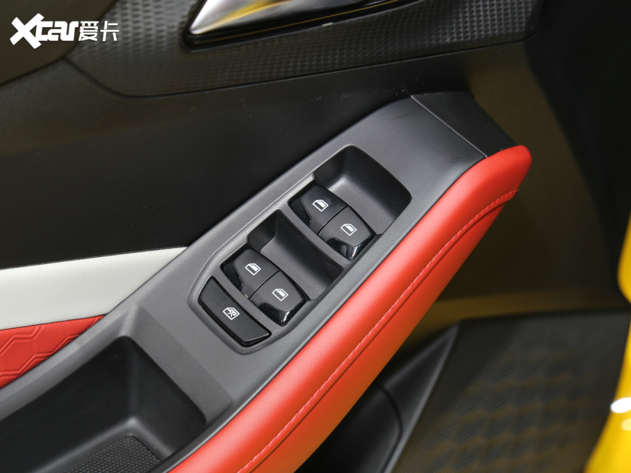 2022MG5 300TGI DCTԽŞ