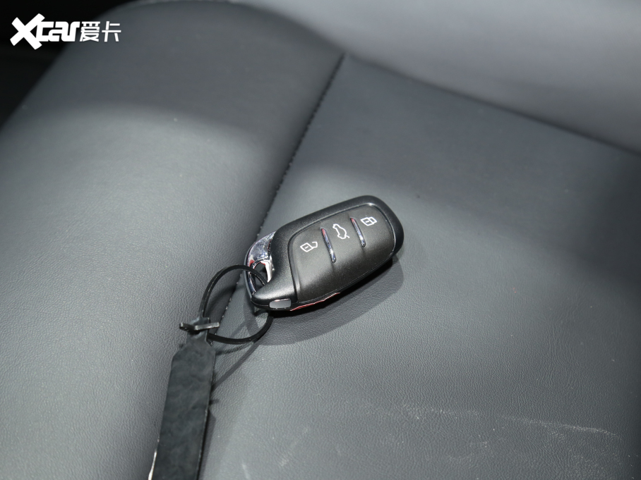 2022MG5 300TGI DCTԽŞ