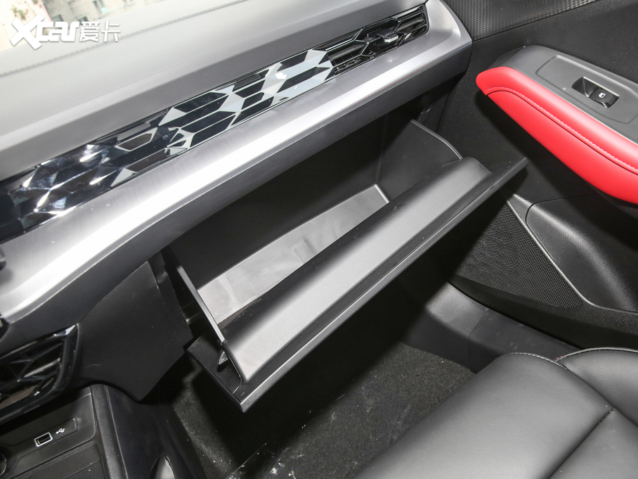 2022��MG5 180DVVT �ք��ഺ���A��