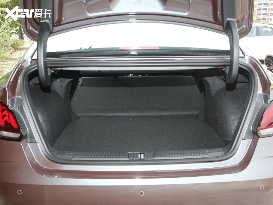 2022MG5 180DVVT քഺA