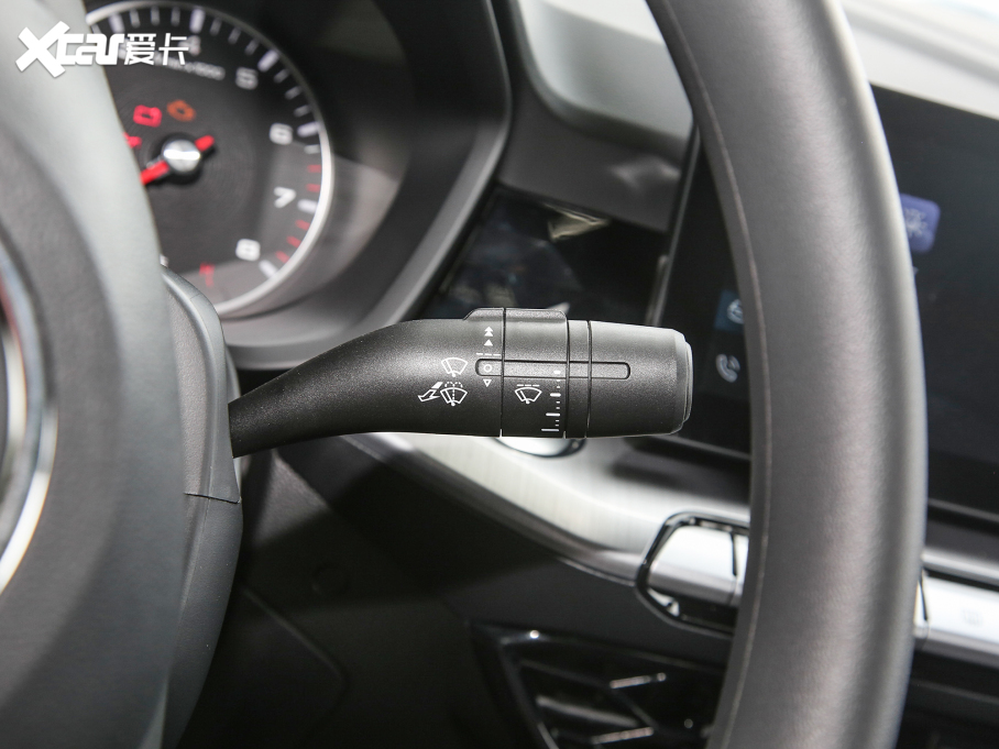 2022��MG5 180DVVT �ք�(d��ng)�ഺ���A��