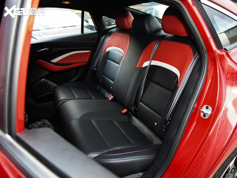 2022MG5 300TGI DCTԽŞ