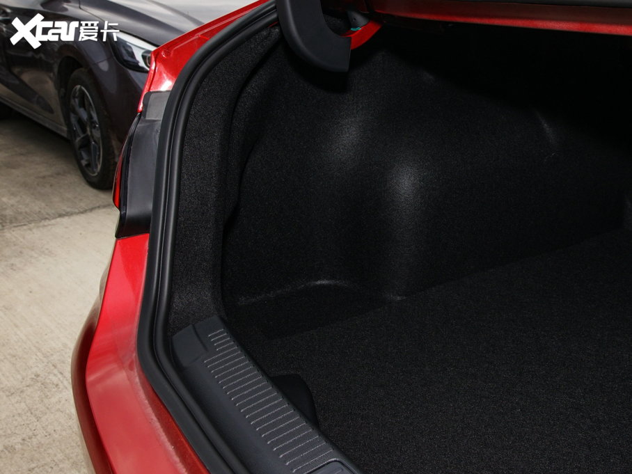 2022MG5 300TGI DCTԽŞ