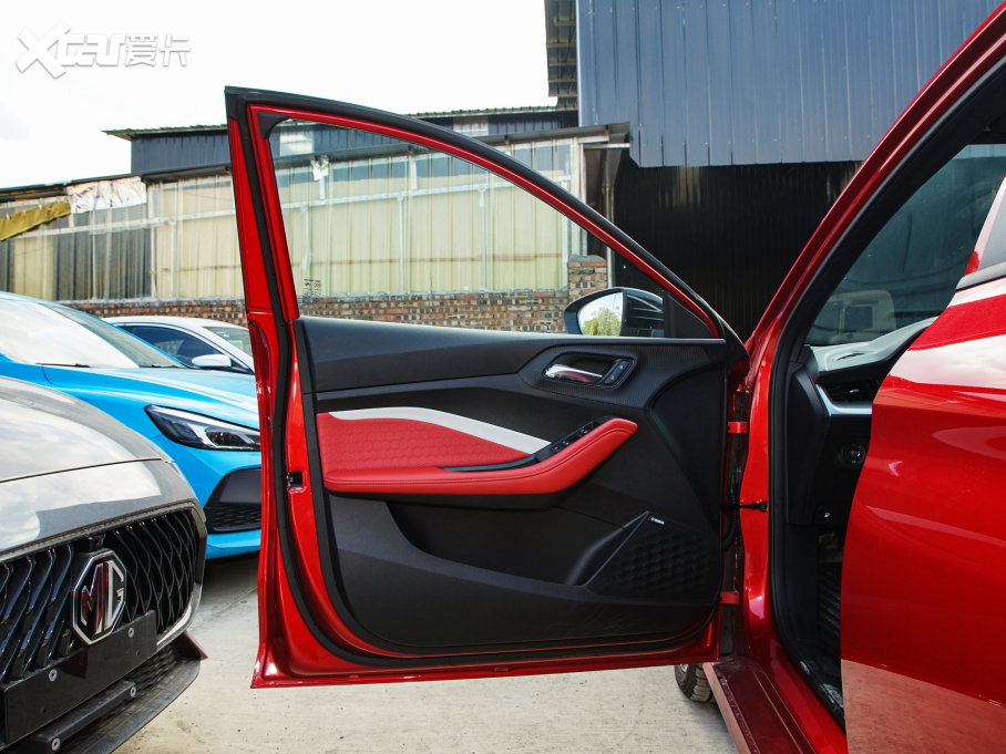 2022MG5 300TGI DCTԽŞ