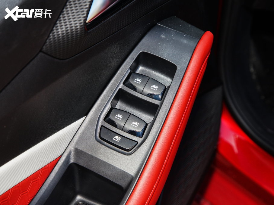 2022MG5 300TGI DCTԽŞ