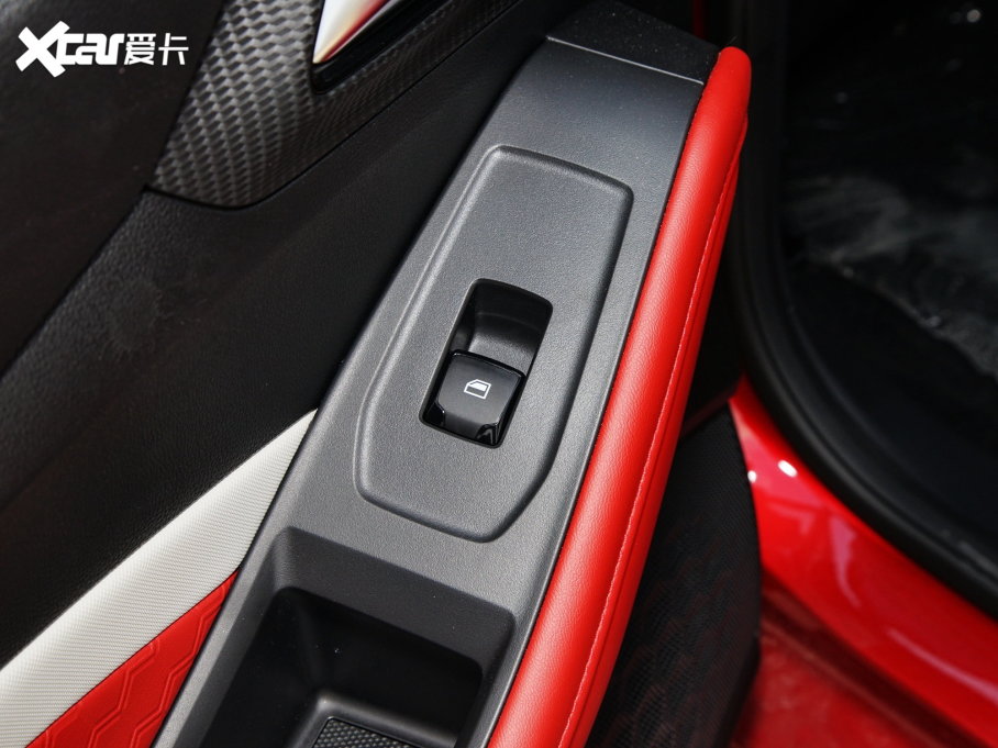 2022MG5 300TGI DCTԽŞ