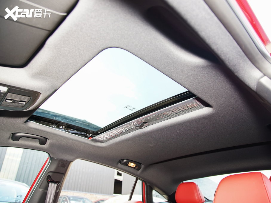 2022MG5 300TGI DCTԽŞ