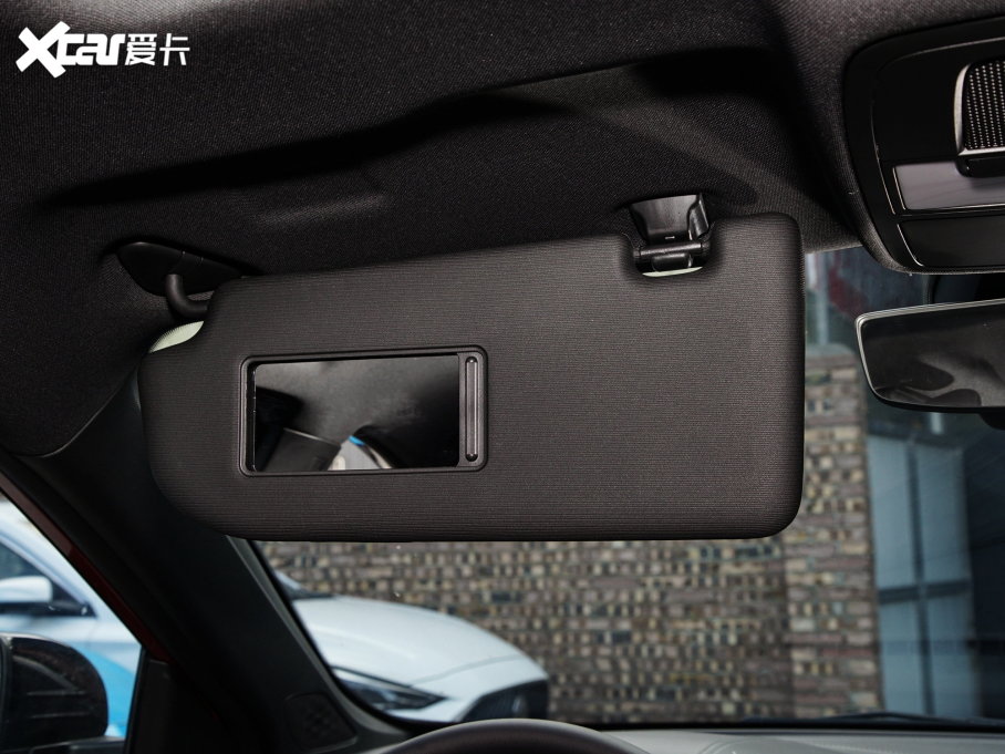 2022MG5 300TGI DCTԽŞ