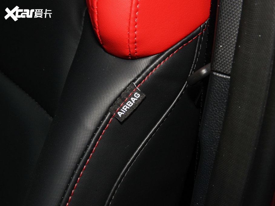 2022MG5 300TGI DCTԽŞ