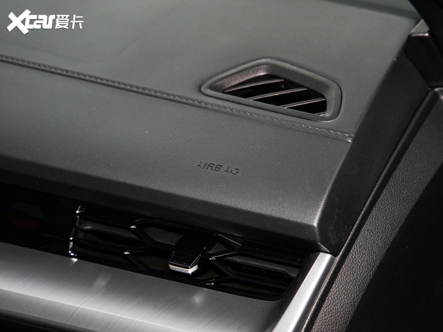 2022MG5 300TGI DCTԽŞ