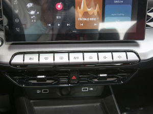 2022180DVVT քഺA {{