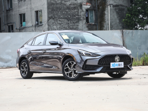 2022款180DVVT 手动青春豪华版 右前45度
