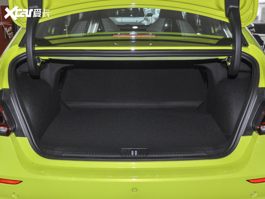 2022MG5 Ы 1.5T Trophy\Ş