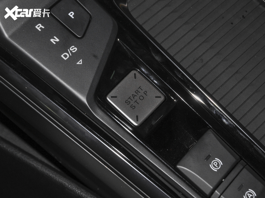 2022MG5 Ы 1.5T Trophy\Ş