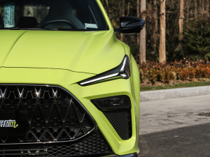 20221.5T Trophy\Ş ^