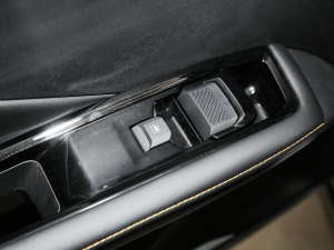 20221.5T Trophy\Ӻ ܇ƅ^(q)