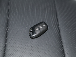 2022款1.5T 豪华版 车钥匙