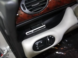 2009款1.8T 加长豪华版 中控区