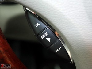 2009款1.8T 加长豪华版 中控区