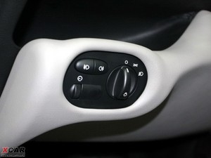 2009款1.8T 加长豪华版 中控区