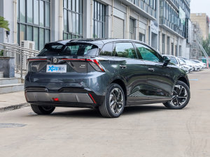 2022款520km 旗舰版 整体外观