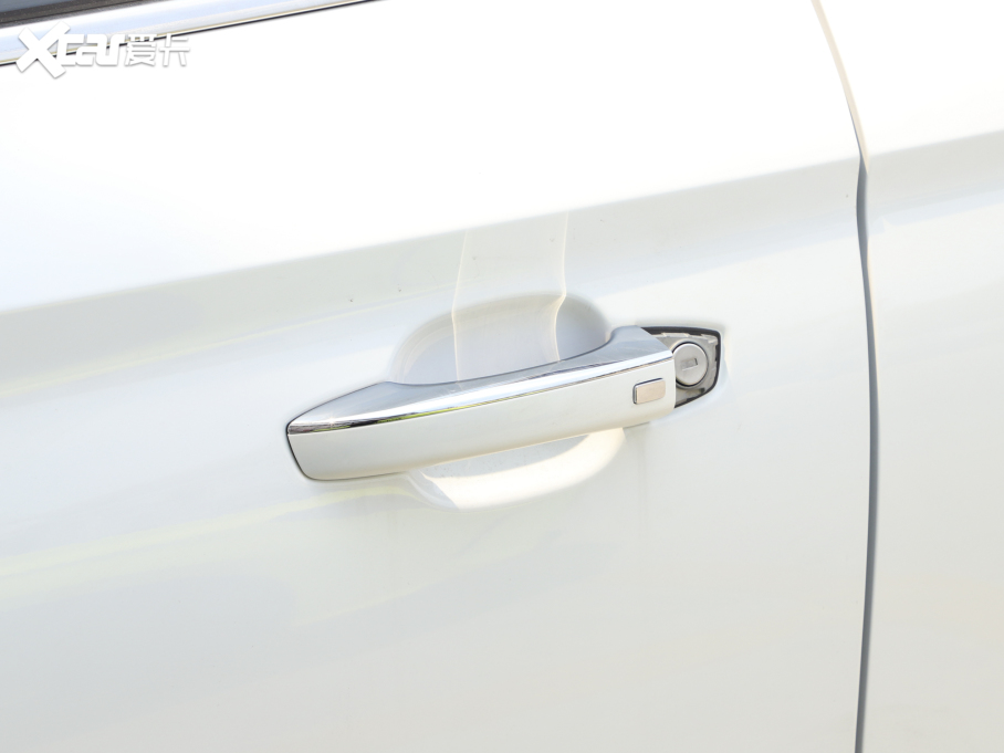 2022MG ZS 180DVVT Ԅ\Ӱ