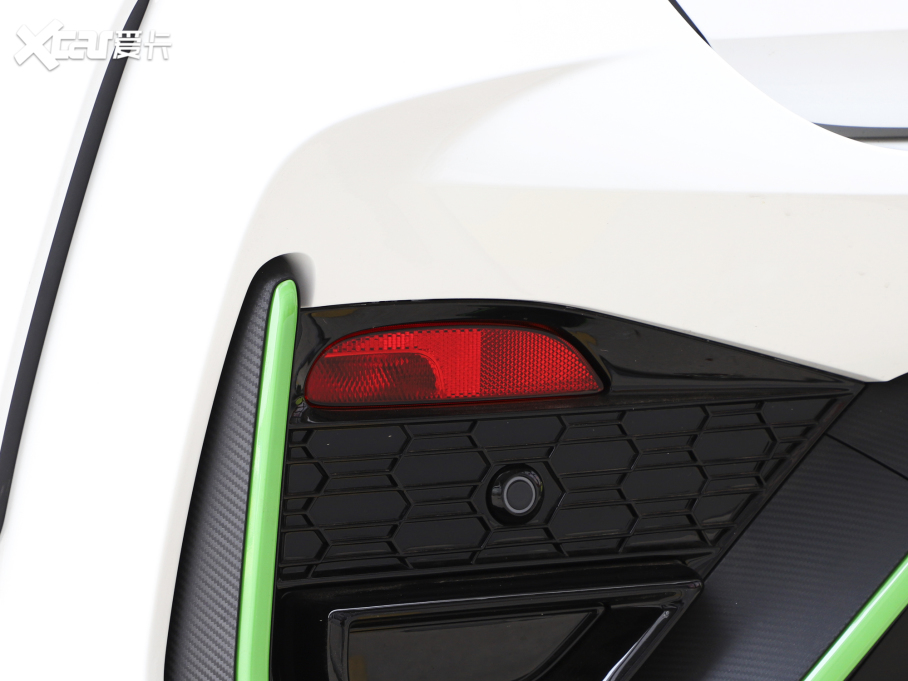 2022MG ZS 180DVVT Ԅ\Ӱ