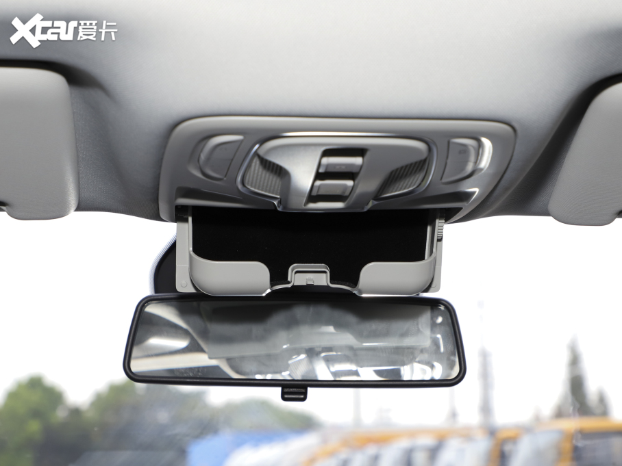 2022MG ZS 180DVVT Ԅ(dng)\(yn)(dng)