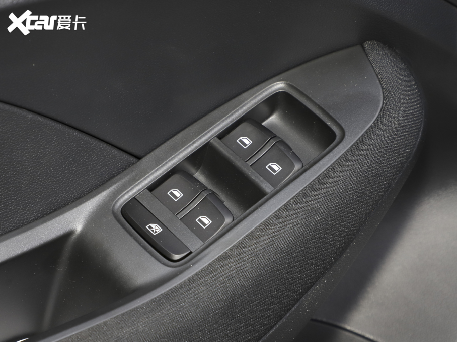 2022MG ZS 180DVVT Ԅ\Ӱ