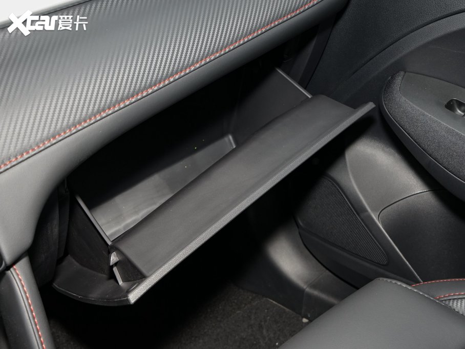 2022MG ZS 180DVVT քȫf858