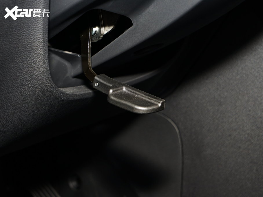 2022MG ZS 180DVVT քȫf858