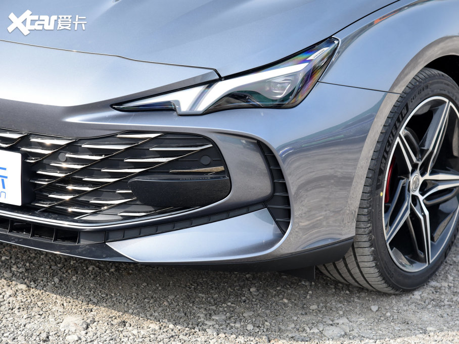 2023��MG7 2.0T �Ԅ�Trophy+����ҫ����