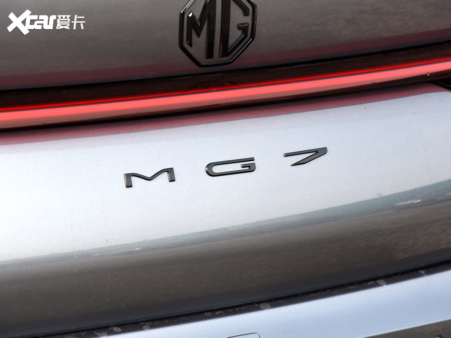 2023MG7 2.0T ԄTrophy+ҫ