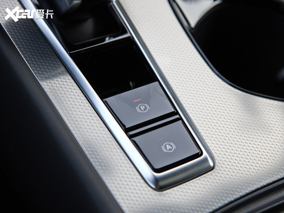 2023MG7 2.0T ԄTrophy+ҫ