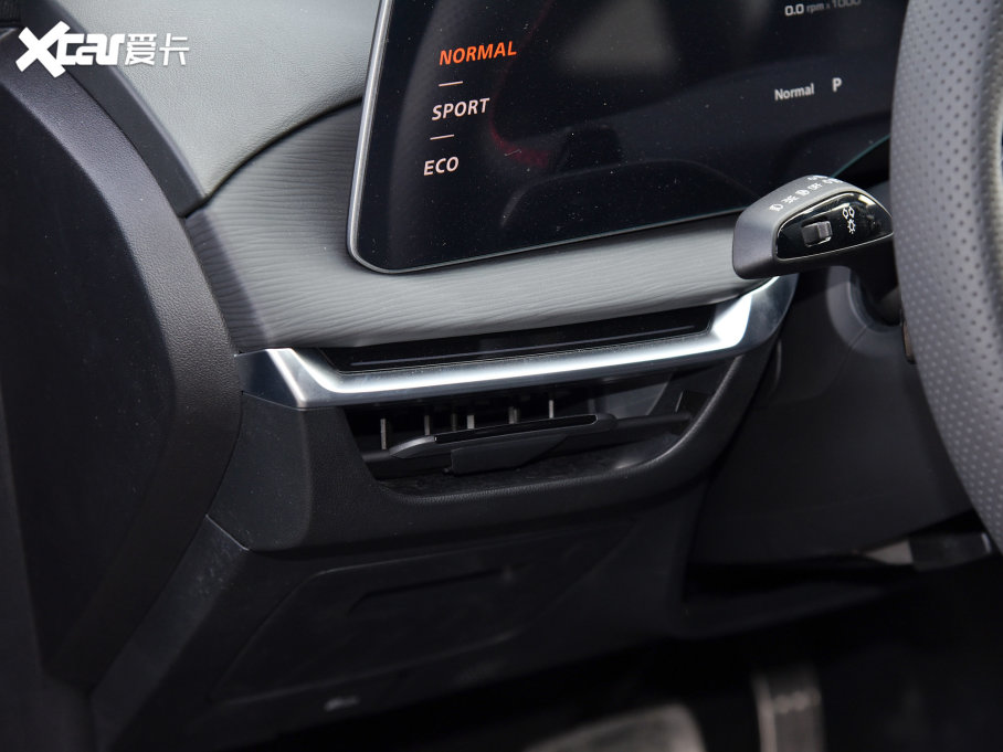 2023��MG7 2.0T �Ԅ�(d��ng)Trophy+����ҫ����