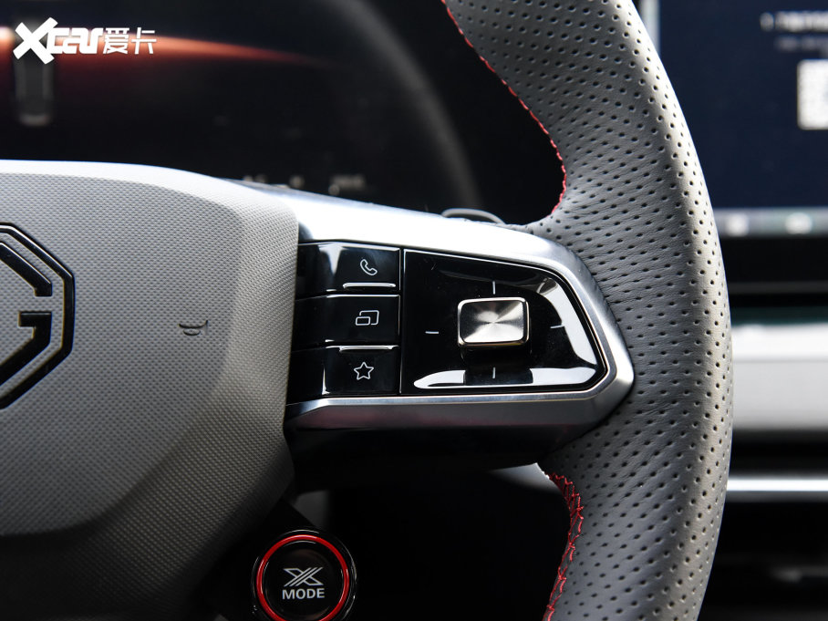 2023MG7 2.0T ԄTrophy+ҫ